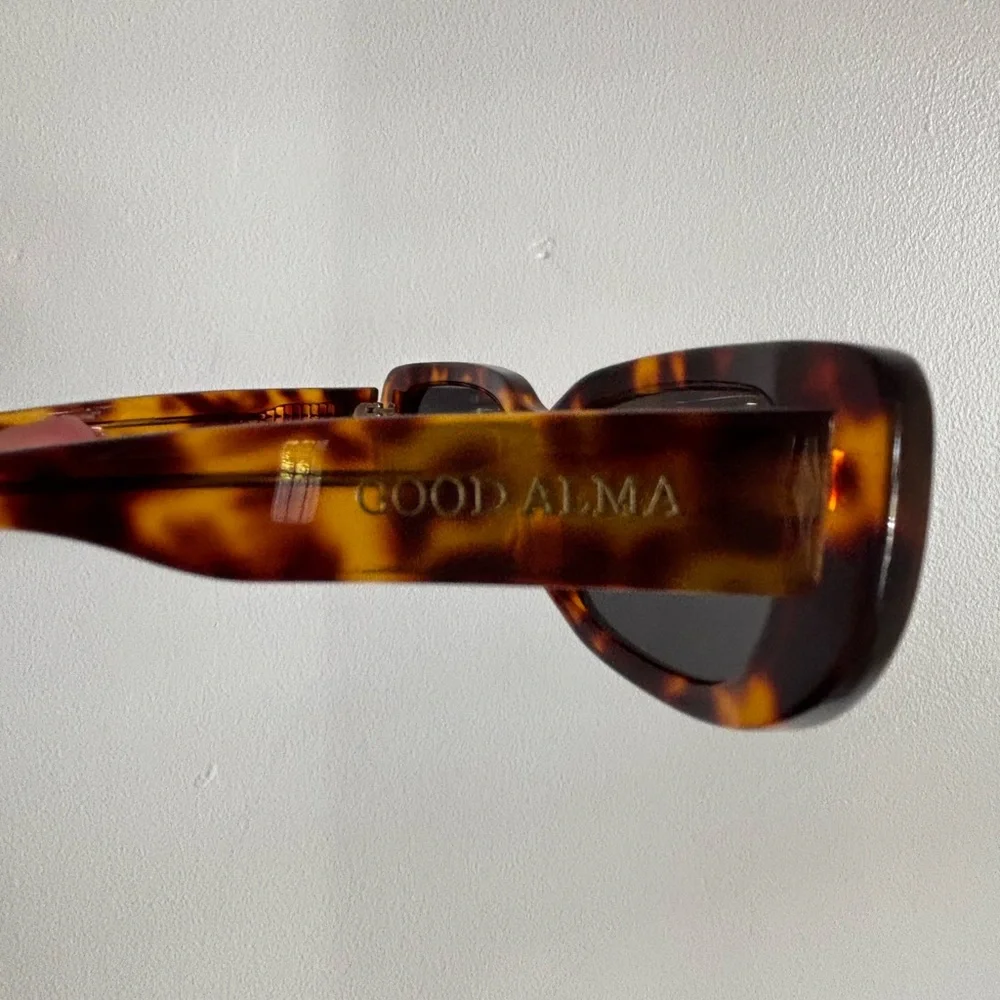 Good Alma Acetate Sunnies